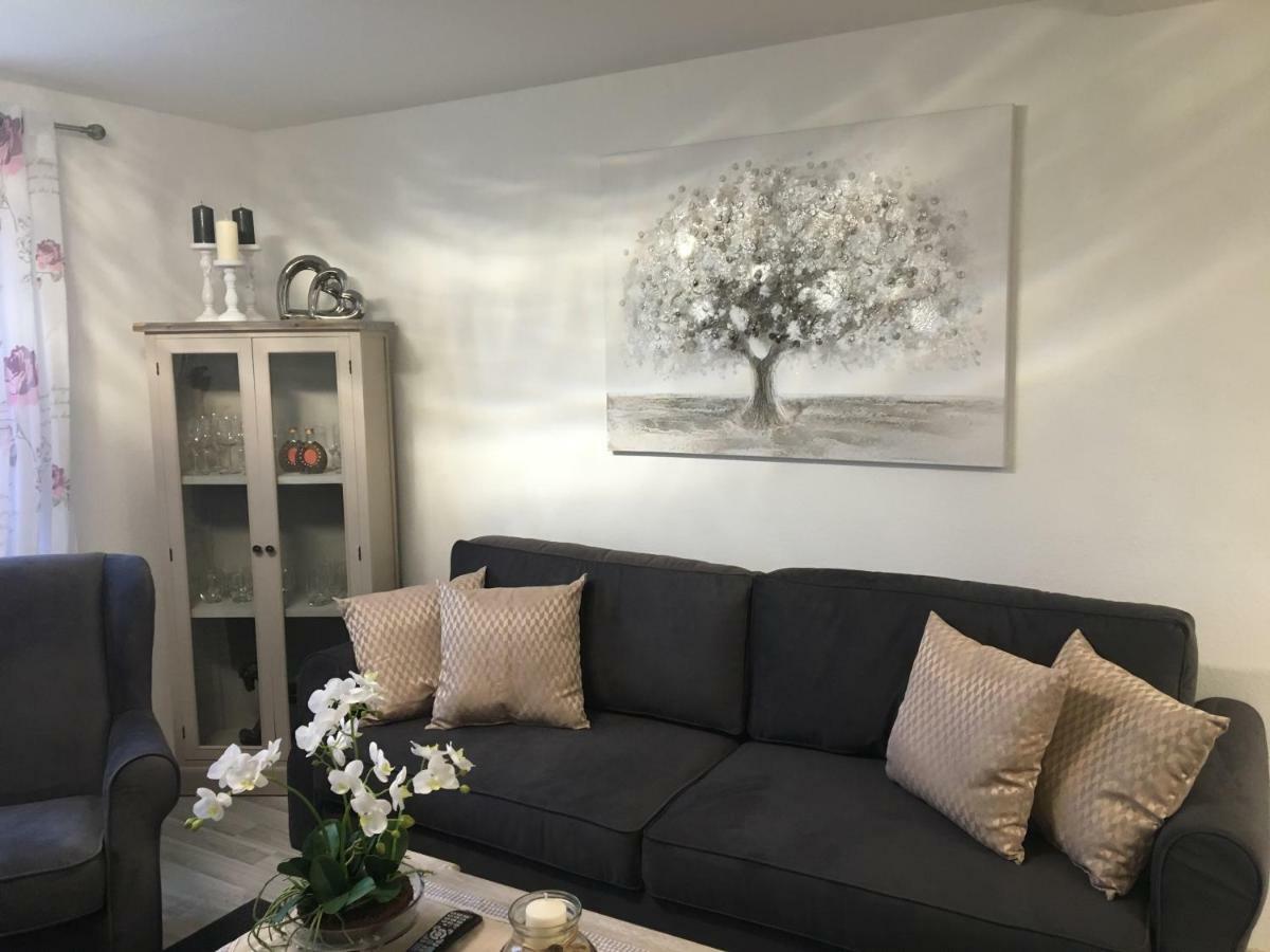 Rosenlounge Appartement Rosenfeld Buitenkant foto
